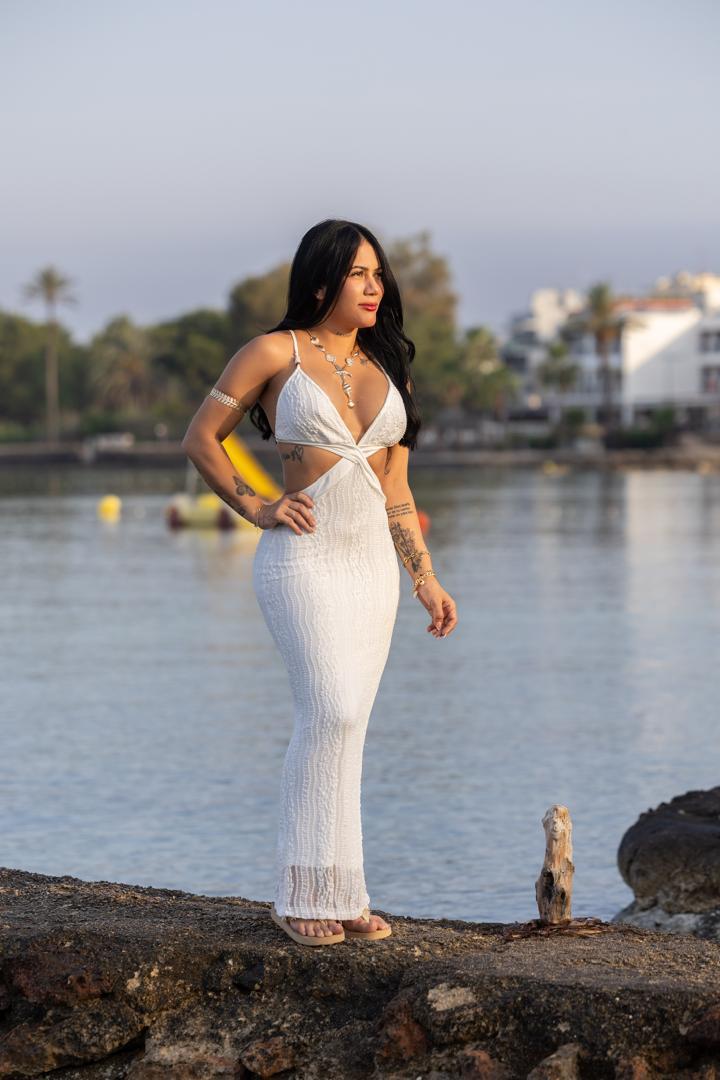 Escort - EVELIN - Ibiza Tops